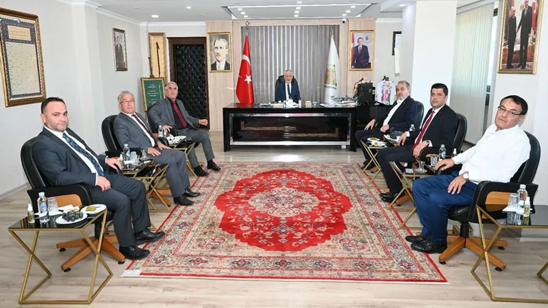 6 Belediye Başkanından Başkan Başdeğirmen’e ziyaret