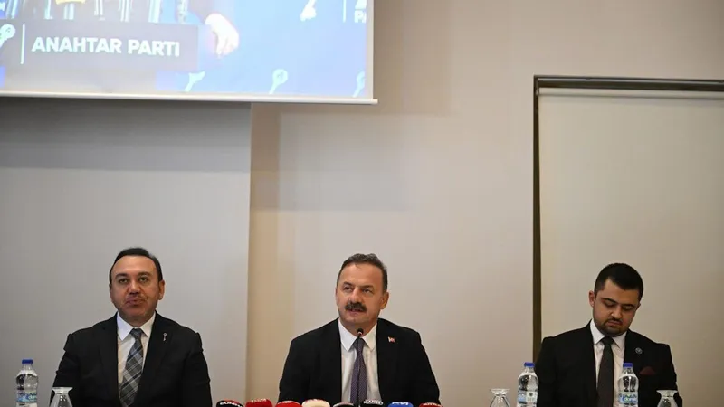 Yavuz Ağıralioğlu: Manisa’da zeytin üreticilerinin sorunlarına karşı komisyon kurulsun