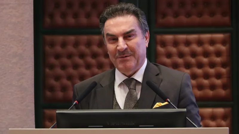 Prof. Dr. Zakir Avşar’dan iddianame ve CHP’nin tutumuna dair değerlendirme