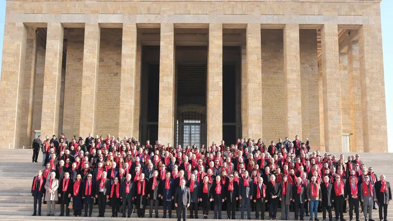 ASO ailesi 62. kuruluş yıl dönümünde Ata