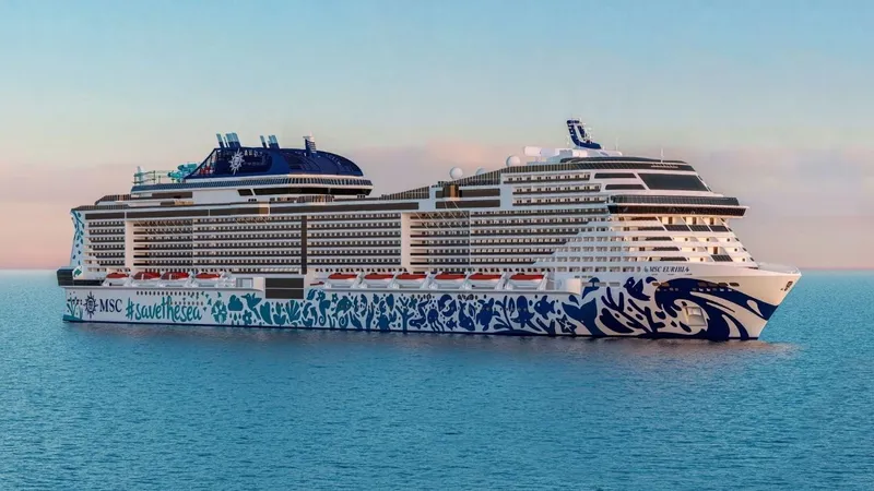 Türkiye limanlarına gelen kruvaziyer yolcu sayısı 2 milyonu aştı