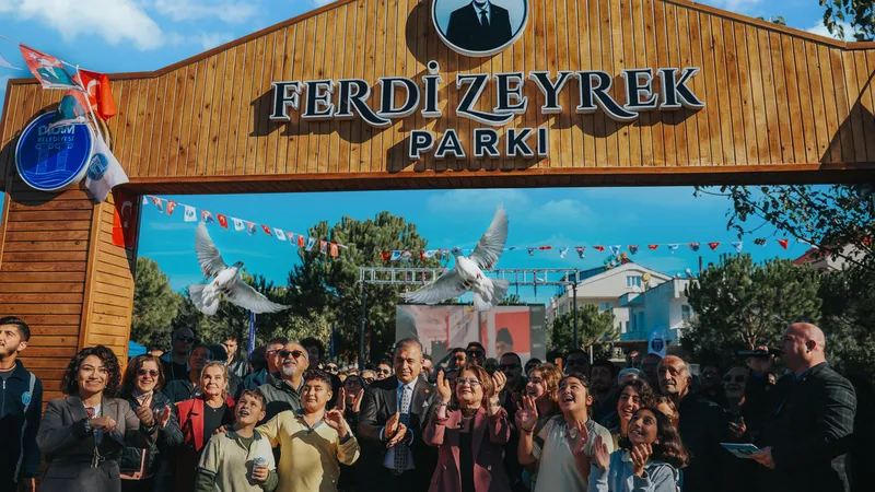 Didim’de Ferdi Zeyrek’in adını yaşatan park hizmete açıldı