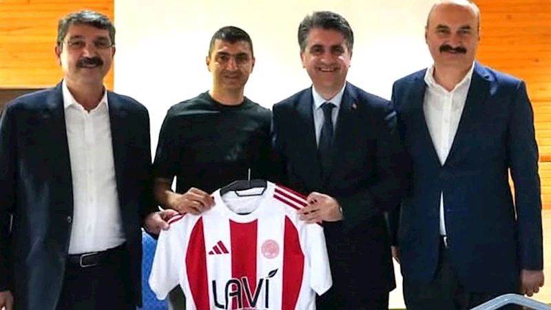 Vali Aydın’a Petrolspor’dan “72” numara jest