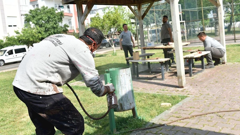 Antalya Kepez’in parkları güzelleşiyor