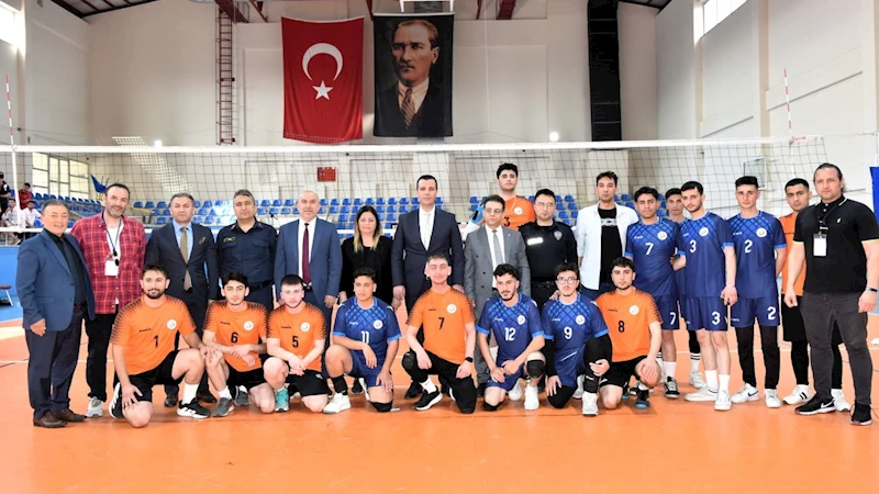 Şalpazarı Meslek Yüksek Okulu finalde