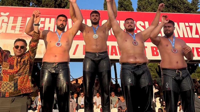 Kemer Belediye güreşçisinden üçüncülük