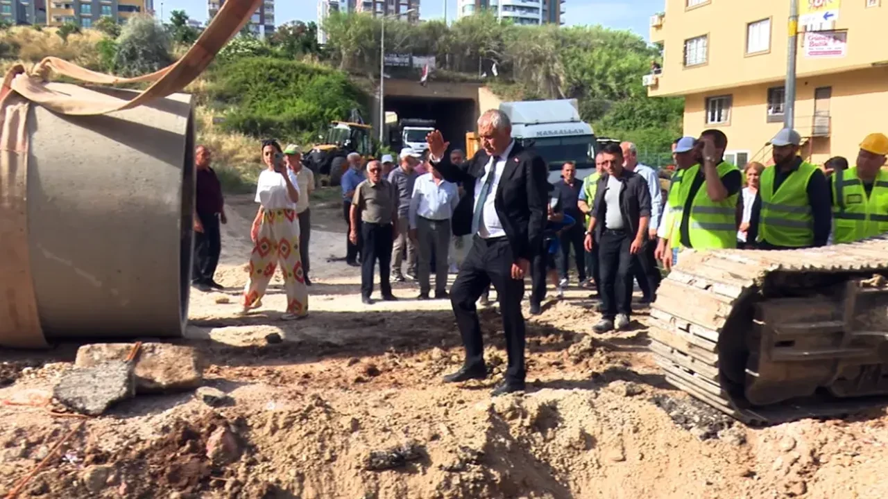 Adana’da 93 farklı noktada yağmur suyu hattı inşa edildi