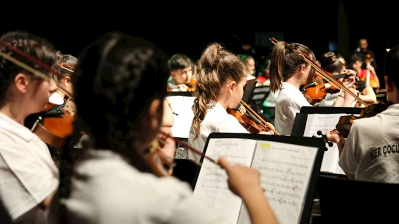 ABB’nin “Her Çocuğa Sanat Projesi”nde orkestra konseri: Başkentlilerden yoğun ilgi
