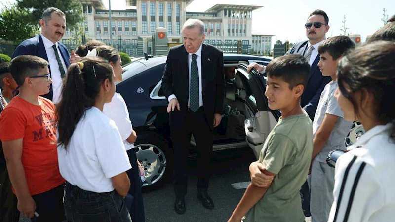 Cumhurbaşkanı Erdoğan, 15 Temmuz Şehitler Anıtı