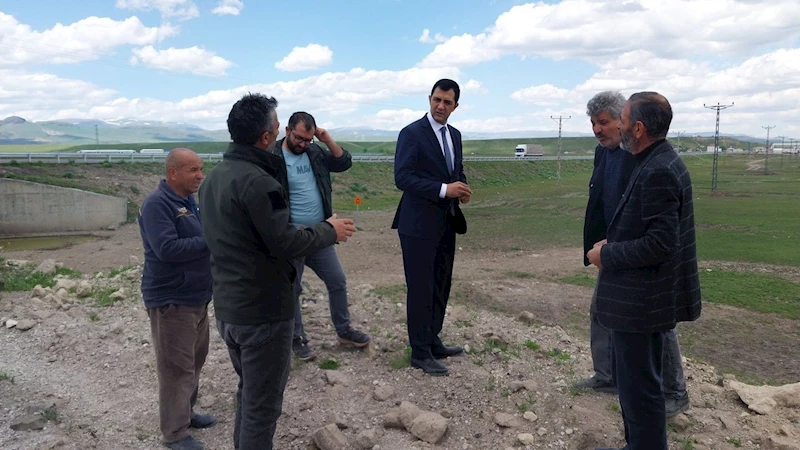 Selim Belediye Başkanı Barış Koç, kolları sıvadı