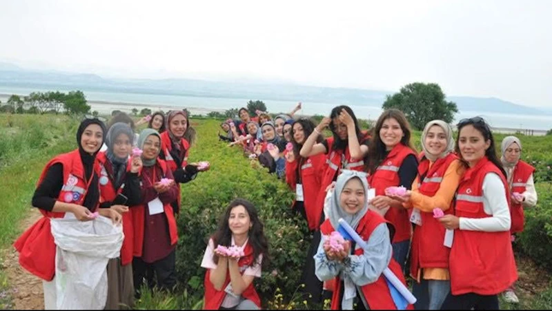 Damla Gönüllülük Hareketi, Isparta’da iz bıraktı