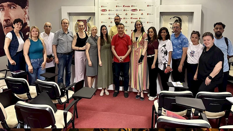 Gazetecilere yabancı dil desteği