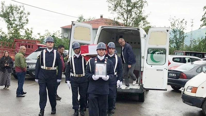 Uzman Çavuş Karagöz askeri törenle uğurlandı