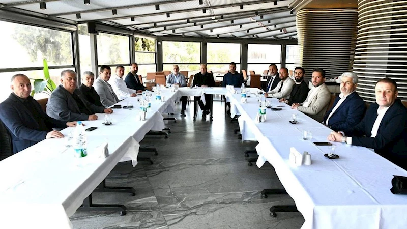 AK Partili Gider’den İlçe Başkanlarına net mesaj: Görev emanettir