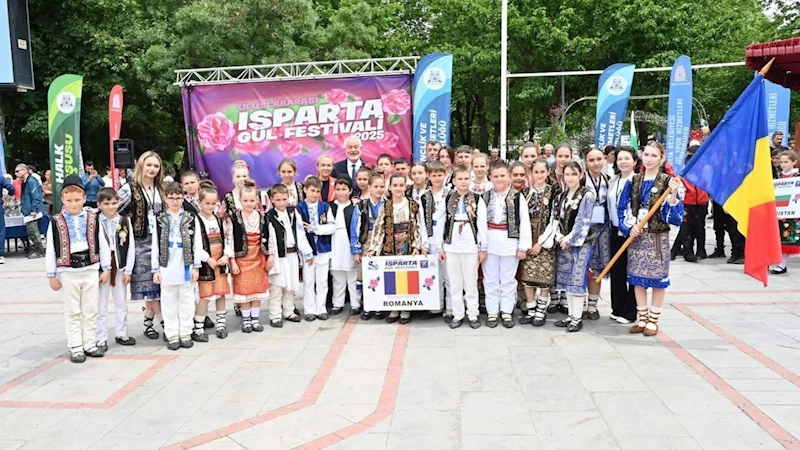 Isparta Gül Festivali sporla taçlandı
