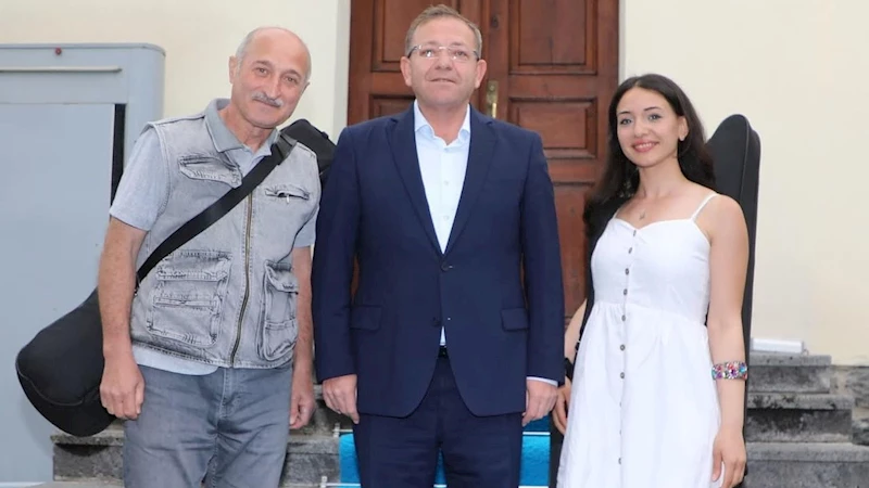 Vali Ziya Polat, Kafkas Üniversitesi Devlet Konservatuvarı öğretim görevlilerini ağırladı