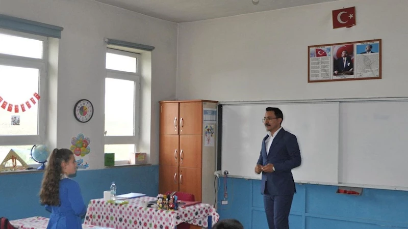 Kaymakam İsmail Demirtaş’tan Sulakbahçe Köyü İlkokuluna ziyaret