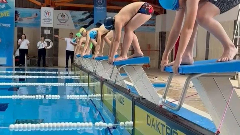 Türkiye Yüzme Şampiyonası Kars’ta gerçekleşti!