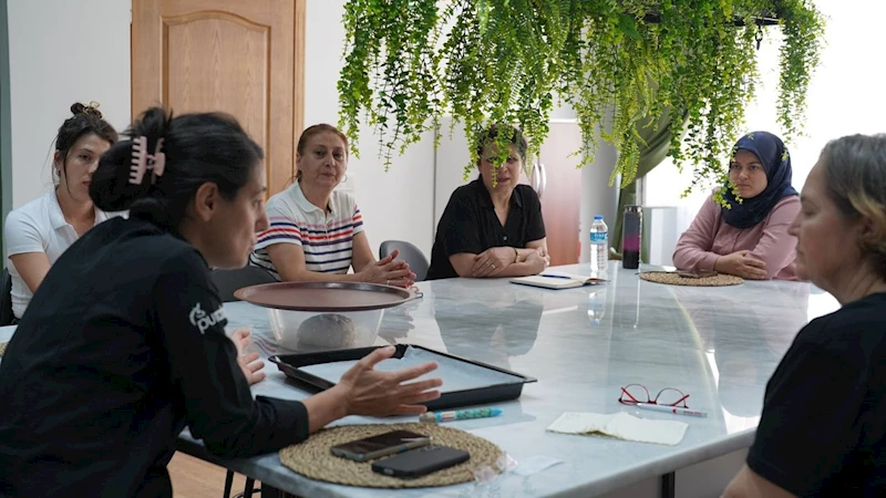 Kadın Yaşam Merkezi’nde kadın dayanışması mesleğe dönüşüyor