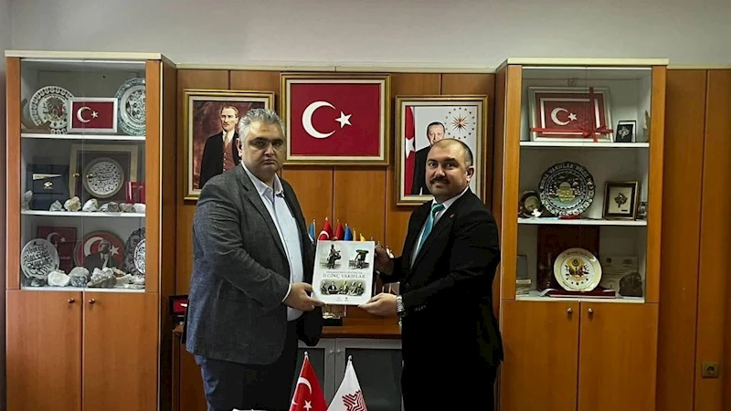 Bursa Vali Yardımcısı Kürşat Güleryüz’den Vakıflar Bölge Müdürü Haluk Yıldız’a ziyaret