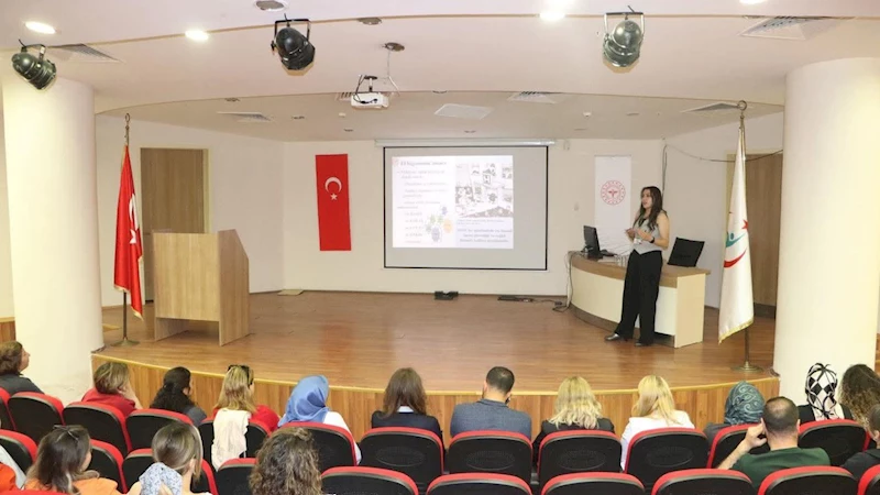 Kars Harakani Devlet Hastanesi’nde el hijyeni eğitimi düzenlendi