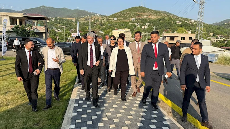 Derya Yanık: Hasanbeyli’ye nefes aldıracak Millet Bahçesi yükseliyor