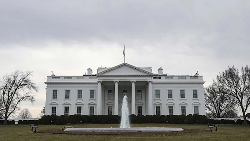 Jeffries: Amerikan halkı Epstein gerçeğini bilmek zorunda