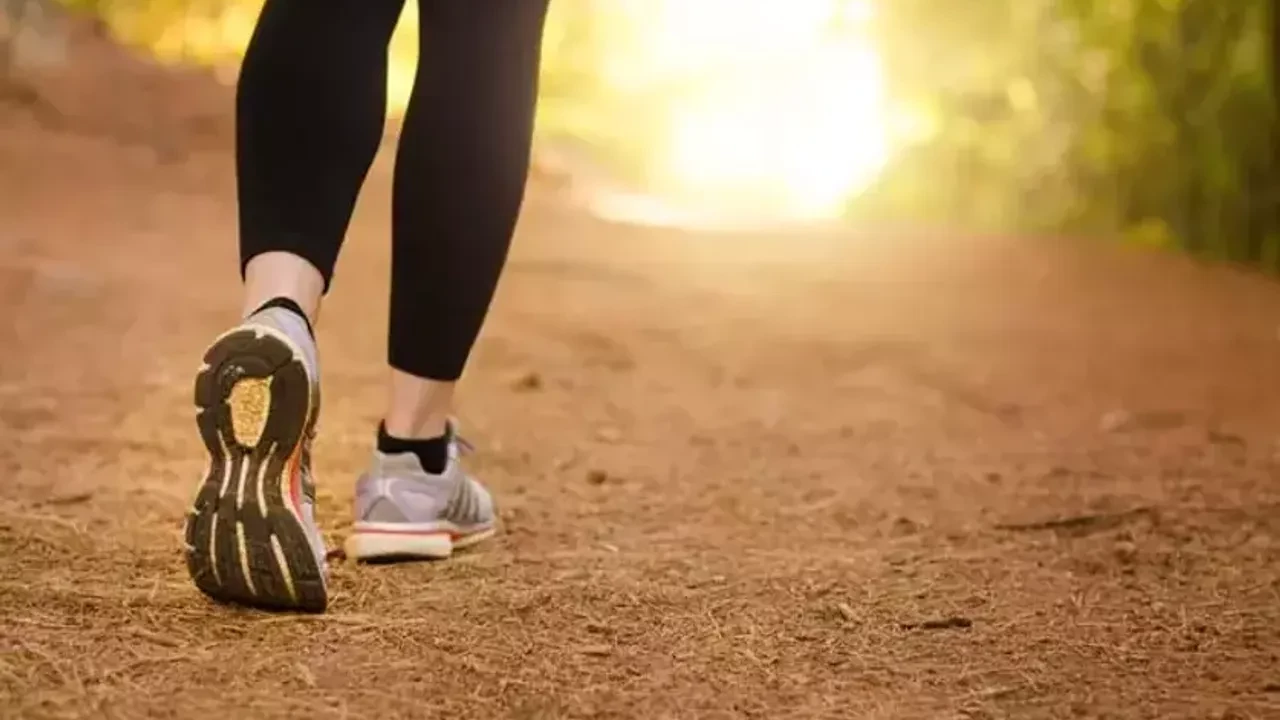 Yaşlılarda tempolu yürüyüş 