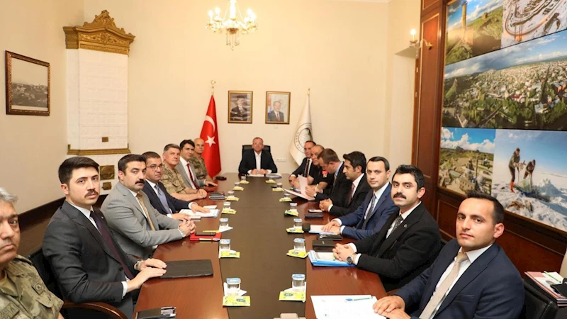 Kars’ta “İl Güvenlik ve Asayiş Koordinasyon Toplantısı” gerçekleştirildi
