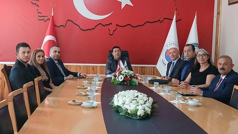 AK Parti Milletvekili Ayhan Gider, Bayramiç Tarım ve Teknoloji Fuarı sonrası KATSO ile bir araya geldi