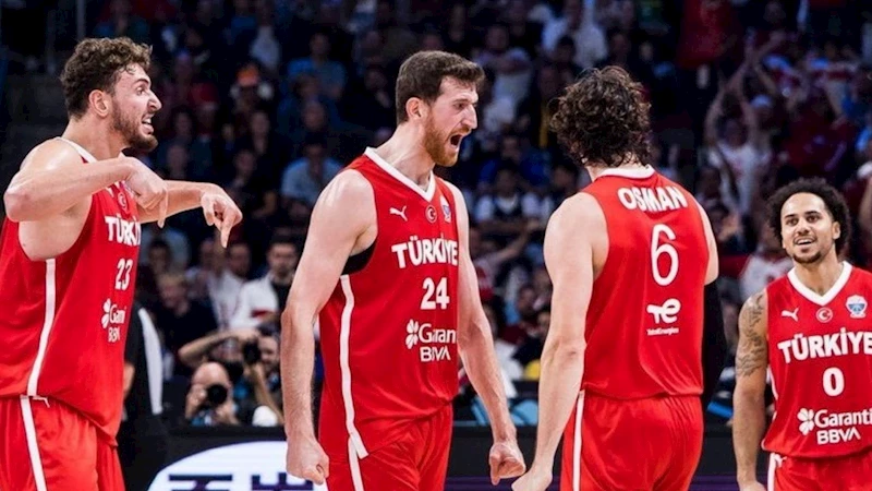 12 Dev Adam, EuroBasket 2025